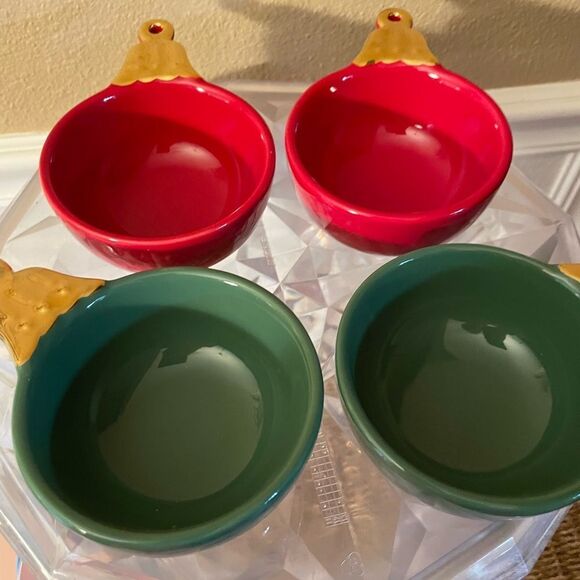 Department 56 Green and Red Christmas Ornament Stoneware Snack Bowls - Picture 14 of 16